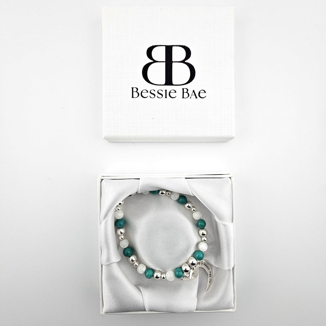 Bessie Bae bracelet in gift box – Turquoise & Mother of Pearl beads.