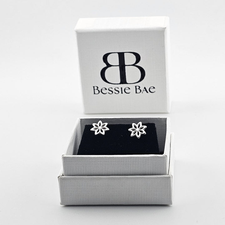 925 silver floral earrings UK.